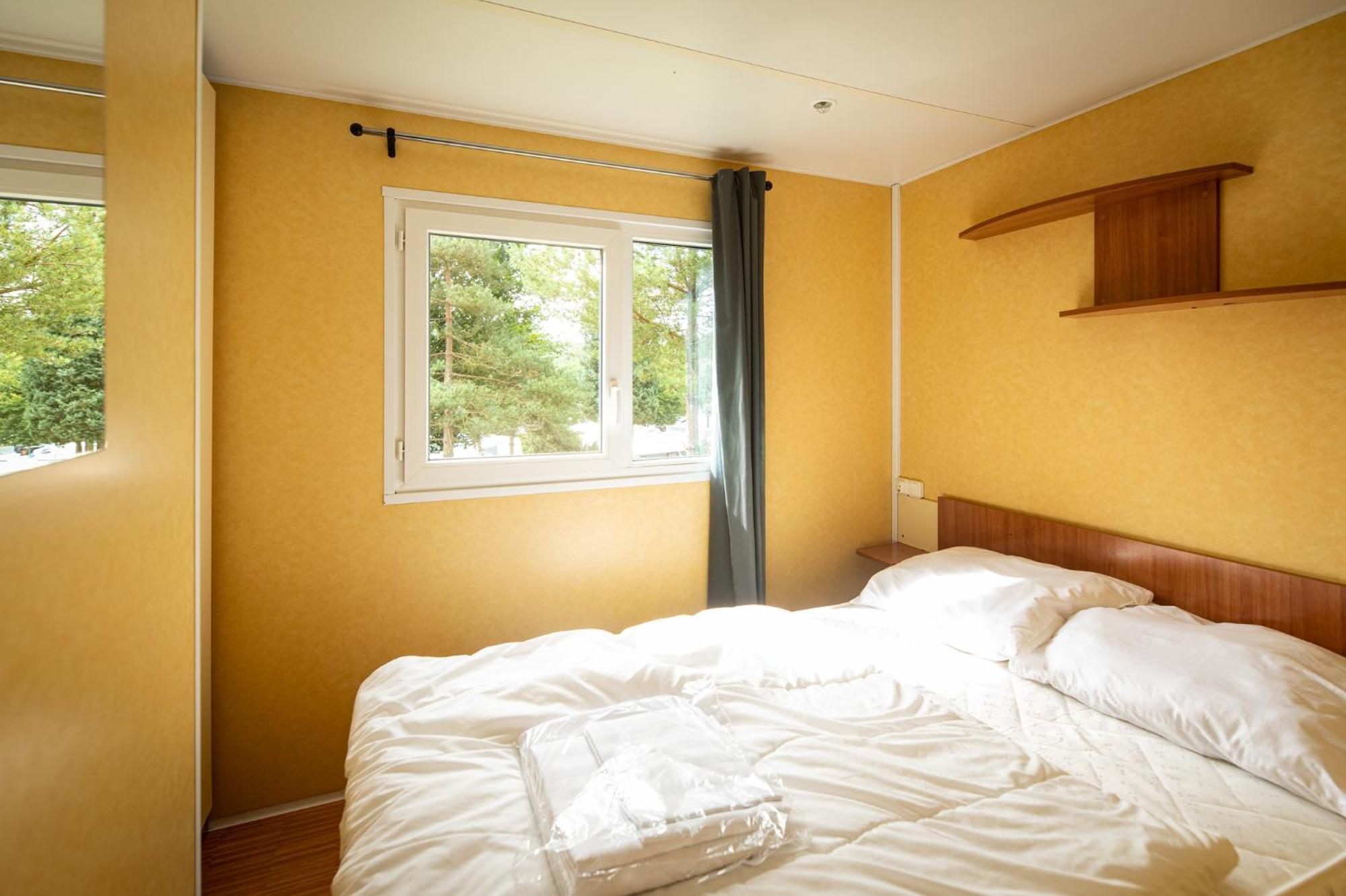 Ardenparks Petite Suisse Hotel Dochamps Room photo
