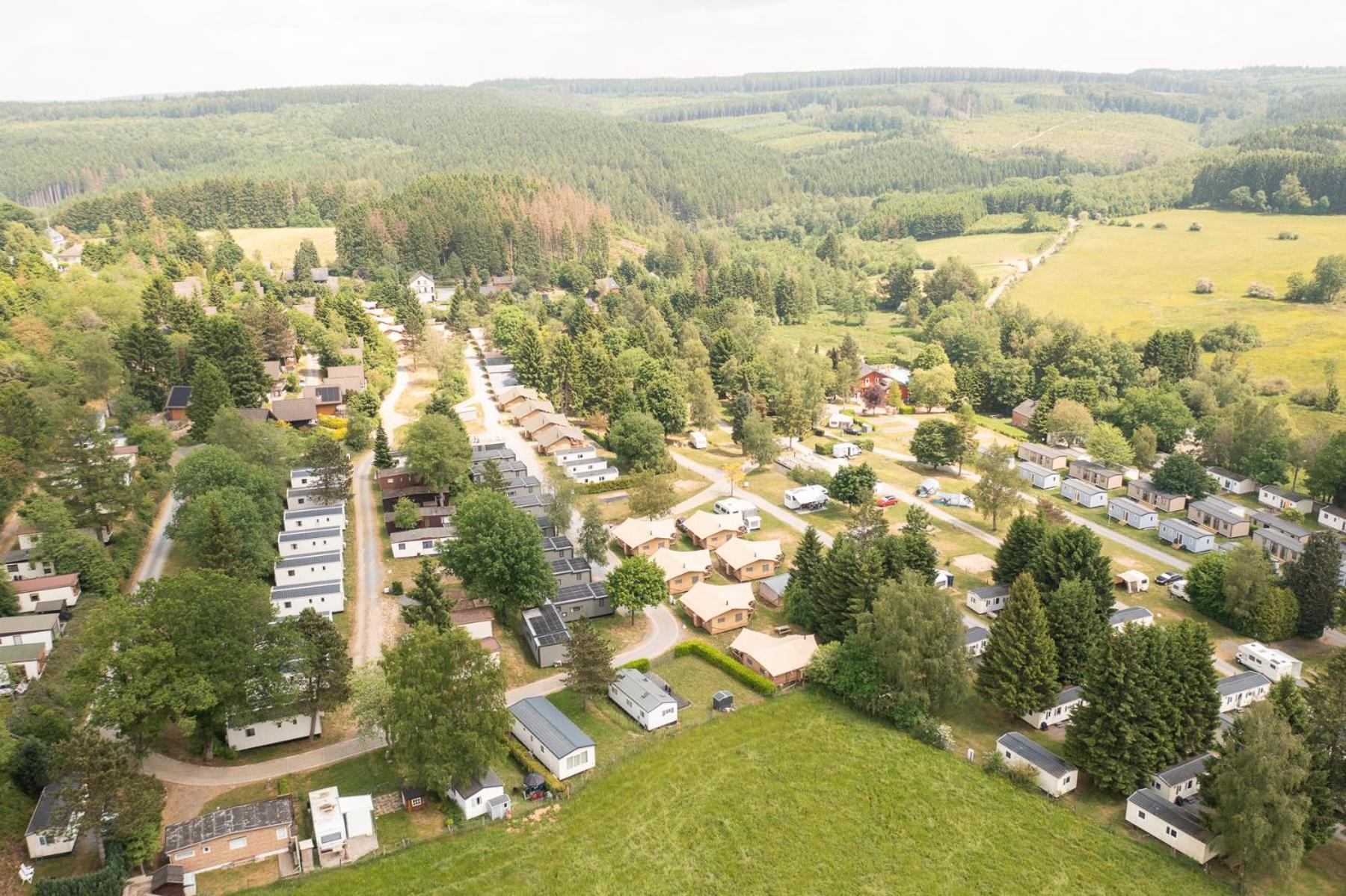 Ardenparks Petite Suisse Hotel Dochamps Exterior photo