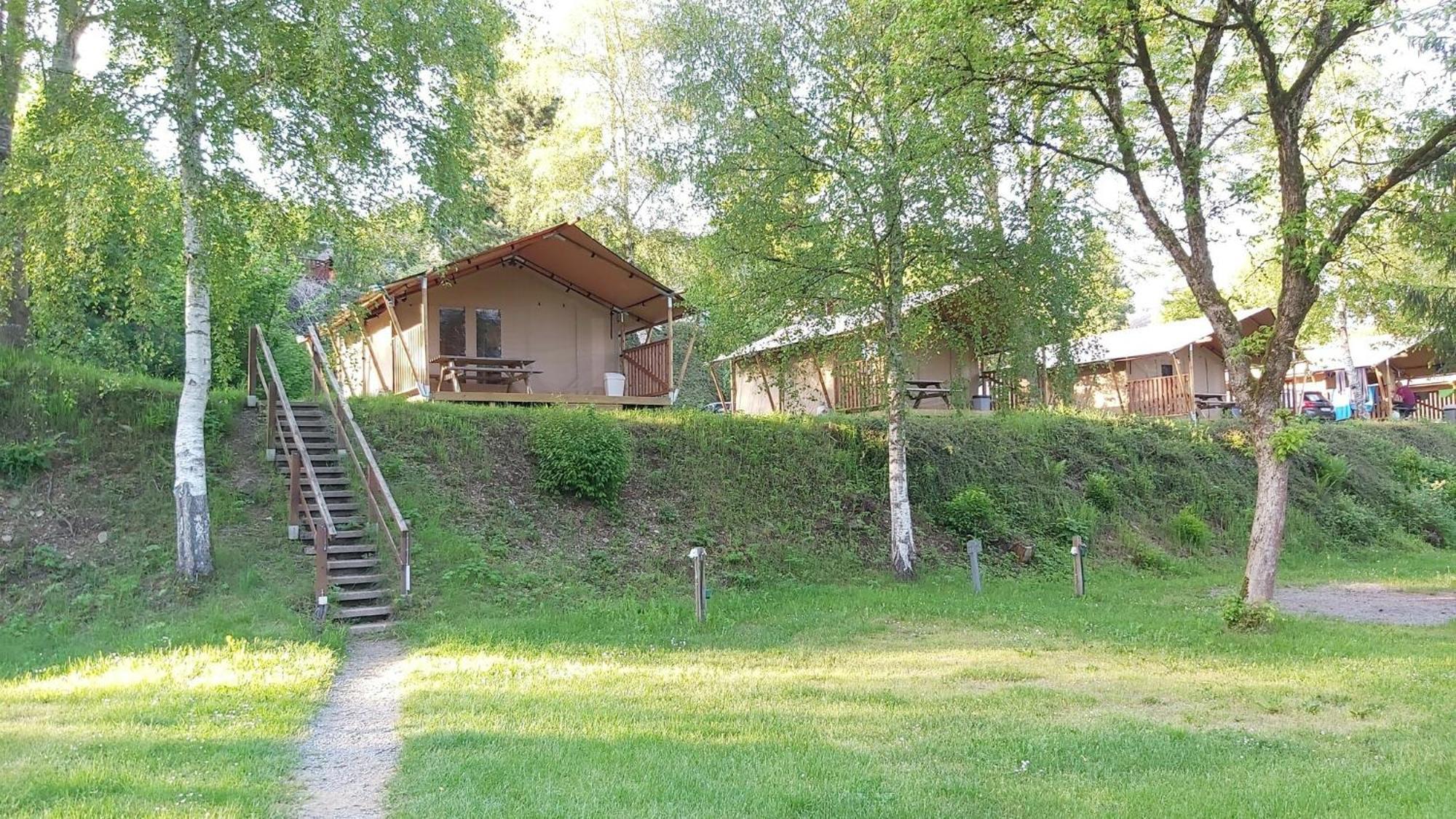 Ardenparks Petite Suisse Hotel Dochamps Exterior photo